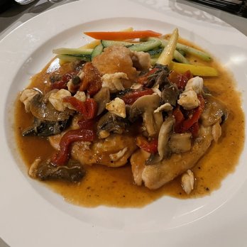 Il Villaggio - Chicken Arrosto - Italian Near Me - Cherry Hill, New Jersey