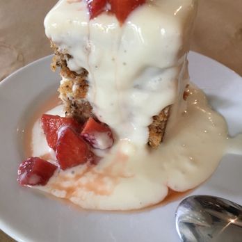 Kafe Botanika - Carrot cake dessert - Vegetarian Near Me - Donostia / San Sebastián, SS Kafe Botanika - Carrot cake dessert - Vegetarian Near Me - Donostia / San Sebastián, SS
