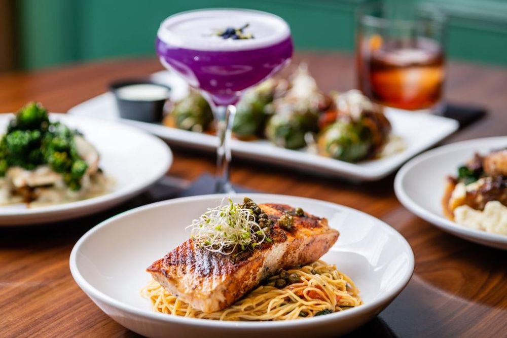 EBB & FLOW Updated August 2024 430 Photos & 286 Reviews 2651 Commerce St, Dallas, Texas