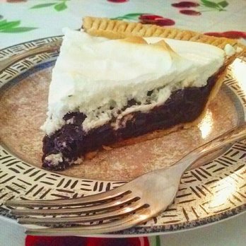 Papi's Pies - Chocolate meringue pie! So good! - Desserts Near Me - Round Rock, Texas Papi's Pies - Chocolate meringue pie! So good! - Desserts Near Me - Round Rock, Texas