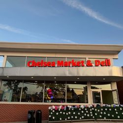 Chelsea Market & Deli