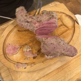 a supposed flat cut of corned beef. this was A SCAM. total JUNK, could bot use and it ruined st. Patrick's day 100%