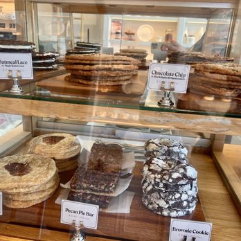 Bacio di Latte - Gelato Near Me - Thousand Oaks, California