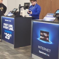 Spectrum - An absolute rude employee who's making other customers walk out