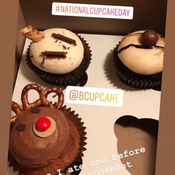 B Cupcakes - Moist cupcakes! - Bakeries Near Me - Apopka, Florida