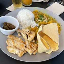 Federal - Yellow Curry