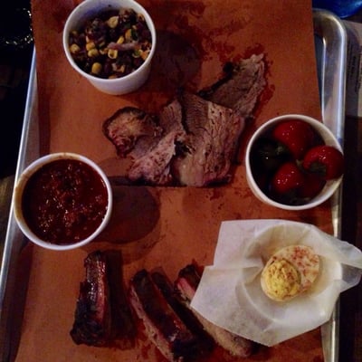 House of 'Que by null