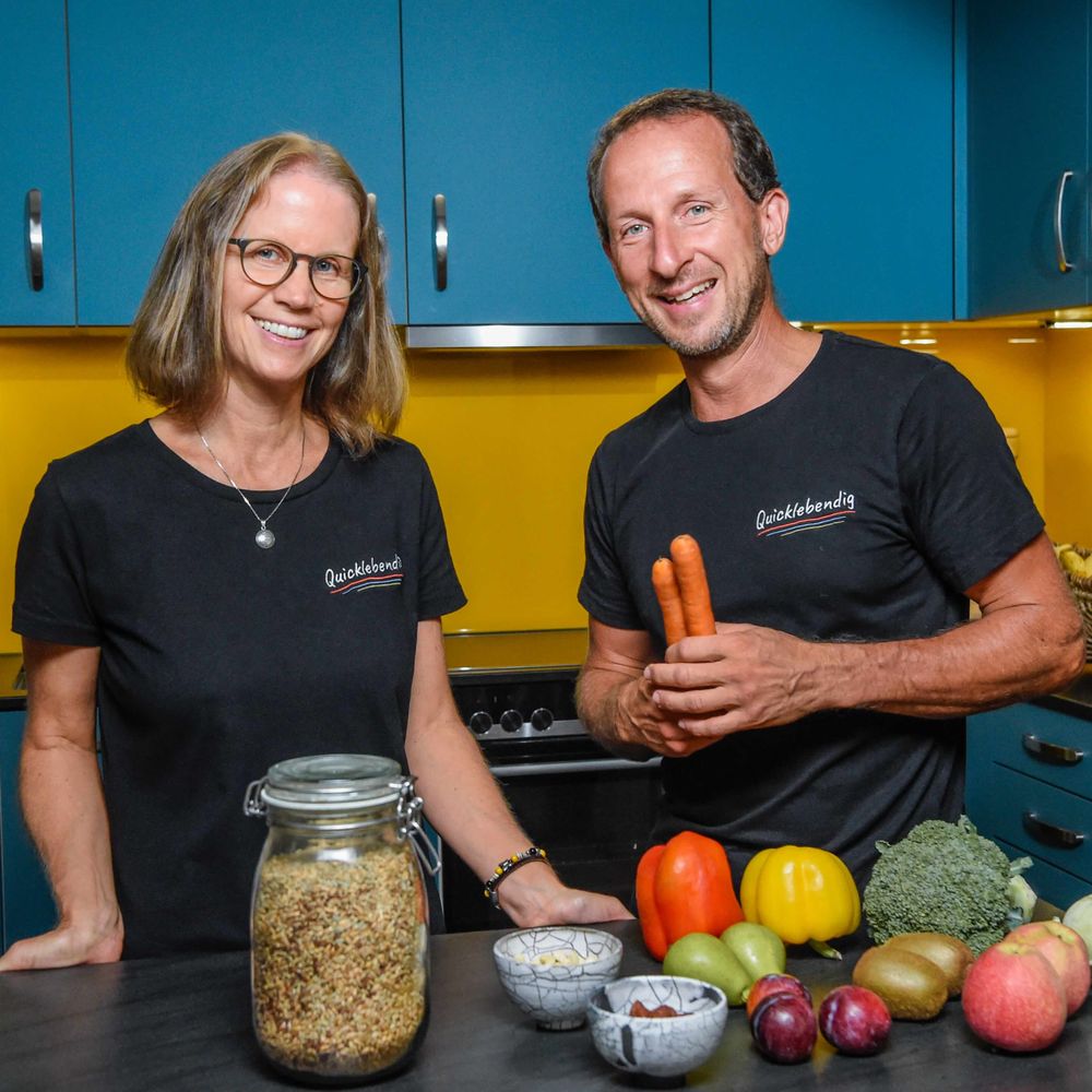 Did Ángela Aguilar Tattoo Her Neck to Look Like Cazzu? The Video That's  Stirring Up a Storm, image size:1000x1000