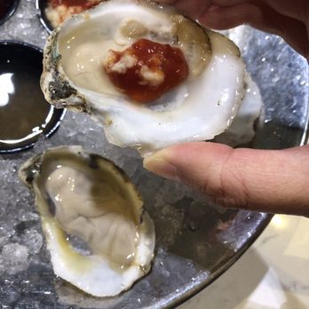 The Oyster Bar - Oysters from Virginia! - Bars Near Me - Stateline, Nevada