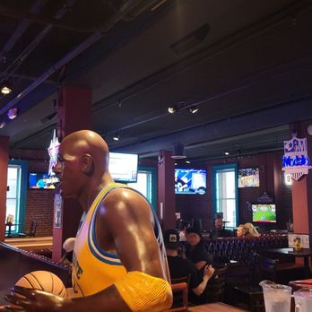 Golden Gate Tap Room - Interior - Sports Bars Near Me - San Francisco, California Golden Gate Tap Room - Interior - Sports Bars Near Me - San Francisco, California