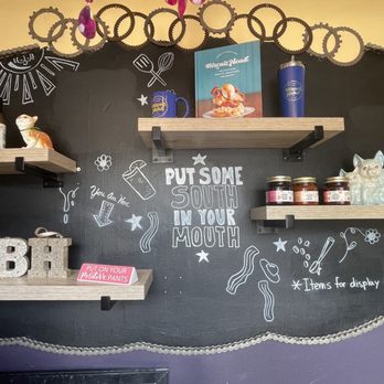 Biscuit Head - Decor - Cafes Near Me - Asheville, North Carolina