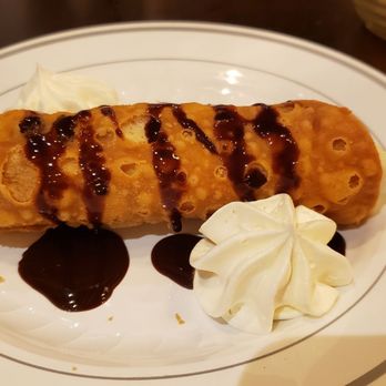 Girls With Dough - Cannoli - Pizza Near Me - Wilmington, North Carolina Girls With Dough - Cannoli - Pizza Near Me - Wilmington, North Carolina