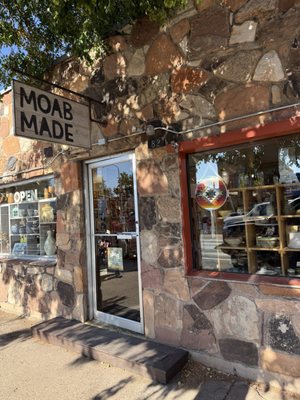 Moab Made by null