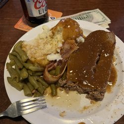 Moonlite Tavern - Meatloaf special and the potatoes are real