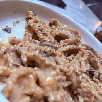 Gusto 101 - Truffle pasta - Italian Near Me - Toronto, Ontario