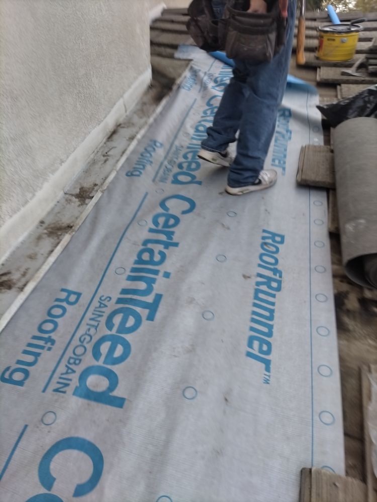 Slide of Tri County Roofing Co