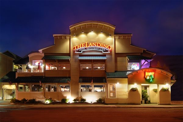 The Landing Hotel by null
