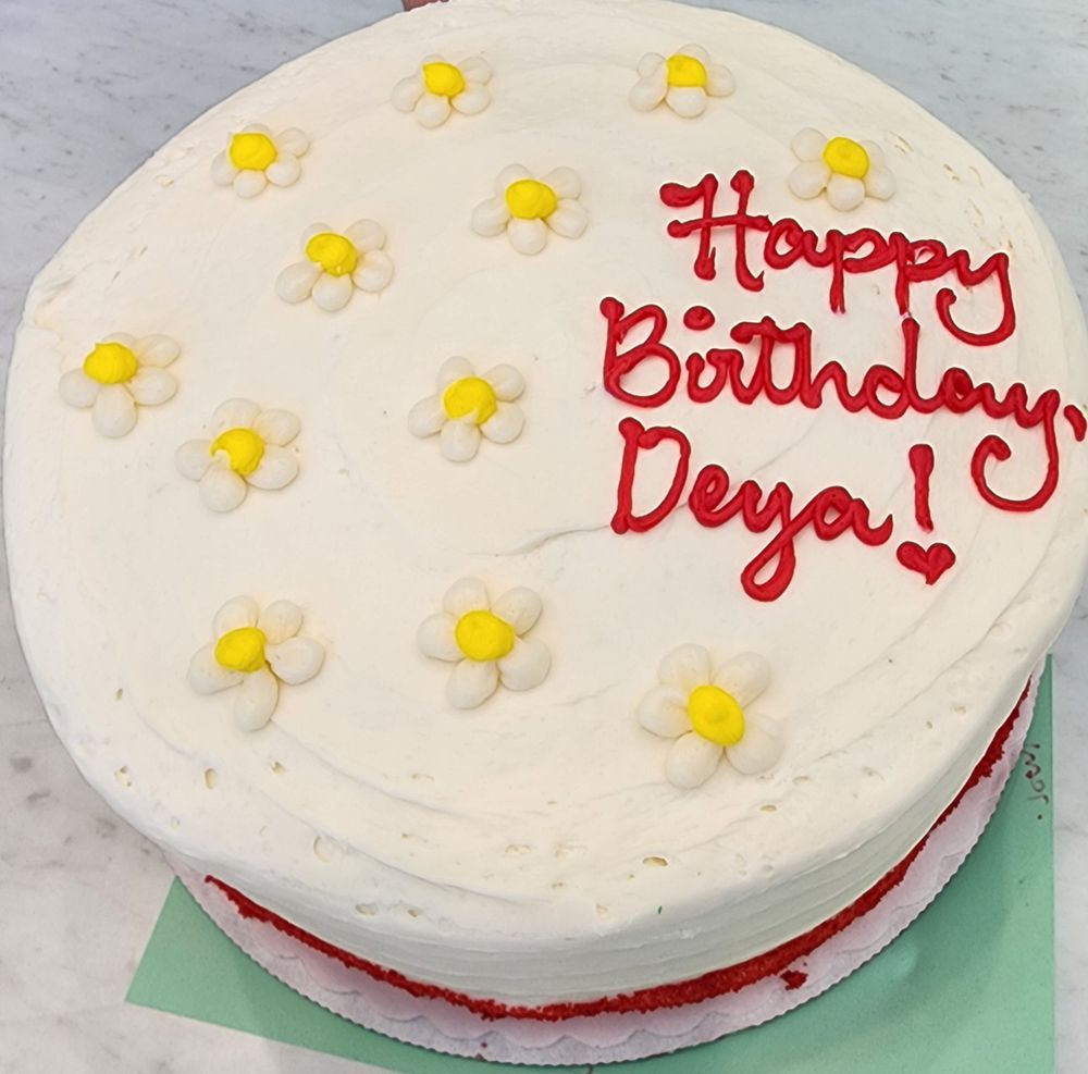 SUSIECAKES LA BREA Updated May 2024 595 Photos & 544 Reviews 328 S La Brea Ave, Los