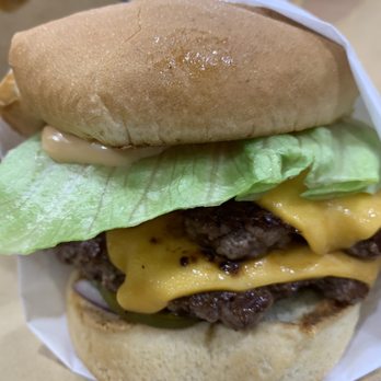 Fresh Burger - The king of the burgers.  I dare you to finish the 12 oz double prime burger!  I can't!  This is a double fresh burger. - Burgers Near Me - Toronto, Ontario