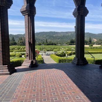 Ledson Winery & Vineyards - Wineries Near Me - Kenwood, California Ledson Winery & Vineyards - Wineries Near Me - Kenwood, California