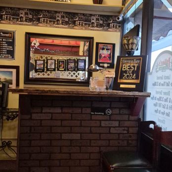 Julian's Little Italy - Entrance - Italian Near Me - Dunedin, Florida