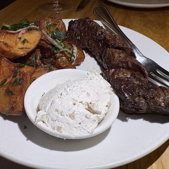 L'Artusi - Hanger Steak with Crispy Potatoes - Italian Near Me - New York, New York L'Artusi - Hanger Steak with Crispy Potatoes - Italian Near Me - New York, New York