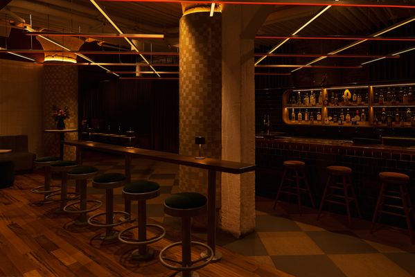 Bar Le Mal Nécessaire by null