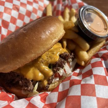 Bay Area Munchiez - Food Trucks Near Me