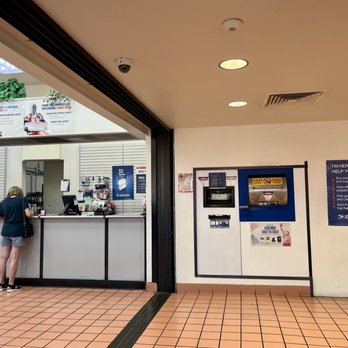US Post Office - Counter from front entrance - Post Offices Near Me - Las Vegas, Nevada US Post Office - Counter from front entrance - Post Offices Near Me - Las Vegas, Nevada