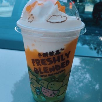 Hui Lau Shan - D6. Mango and Coconut Juice with Aloe Jelly $4.95 - Desserts Near Me - Berkeley, California