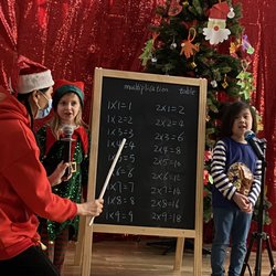 Talent Show in Christmas!