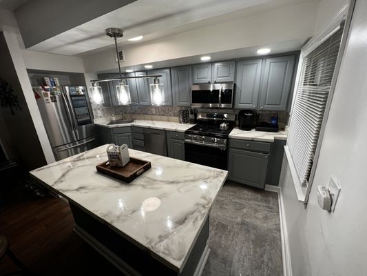 Danny R And Sons Logo