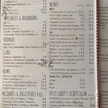Le Petit Cadet - Brasseries Near Me - Paris, 75