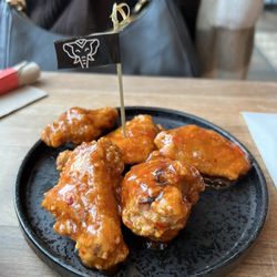 Wings Tap & Social