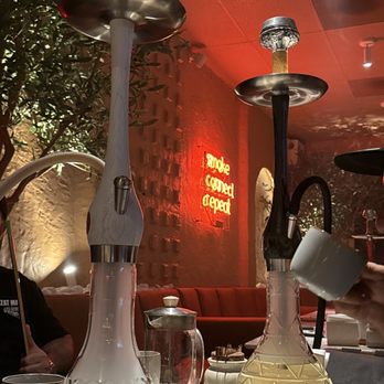 Circle Hookah Lounge - Hookah Bars Near Me - Van Nuys, California