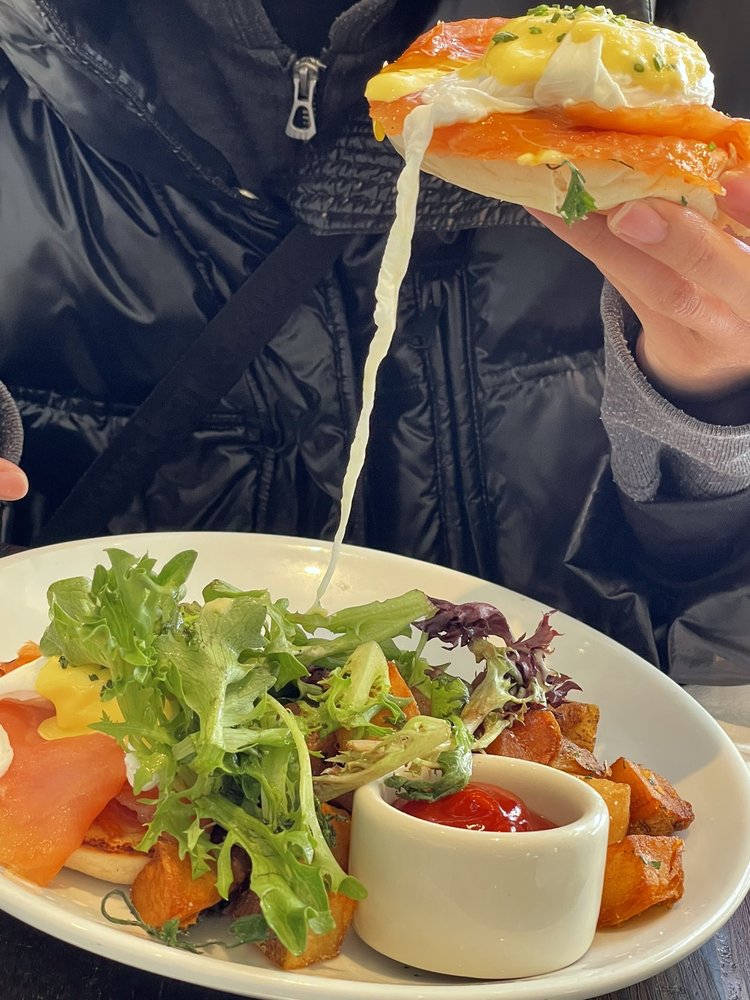 CAFETERIA NYC Updated September 2024 8911 Merrick Blvd, Queens