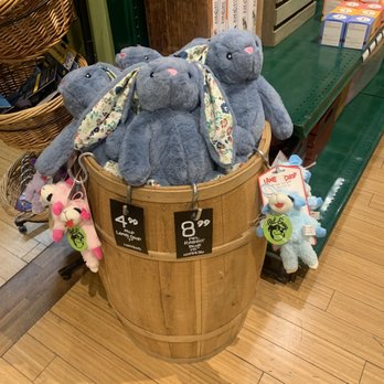 Mud Bay - Pet Stores Near Me - Seattle, Washington