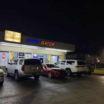 Thirsty Gator - Outside parking and entrance - Sports Bars Near Me - Winter Park, Florida Thirsty Gator - Outside parking and entrance - Sports Bars Near Me - Winter Park, Florida