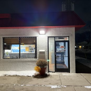 La Patagonia - Outside Front of Building - Argentine Near Me - Eastpointe, Michigan