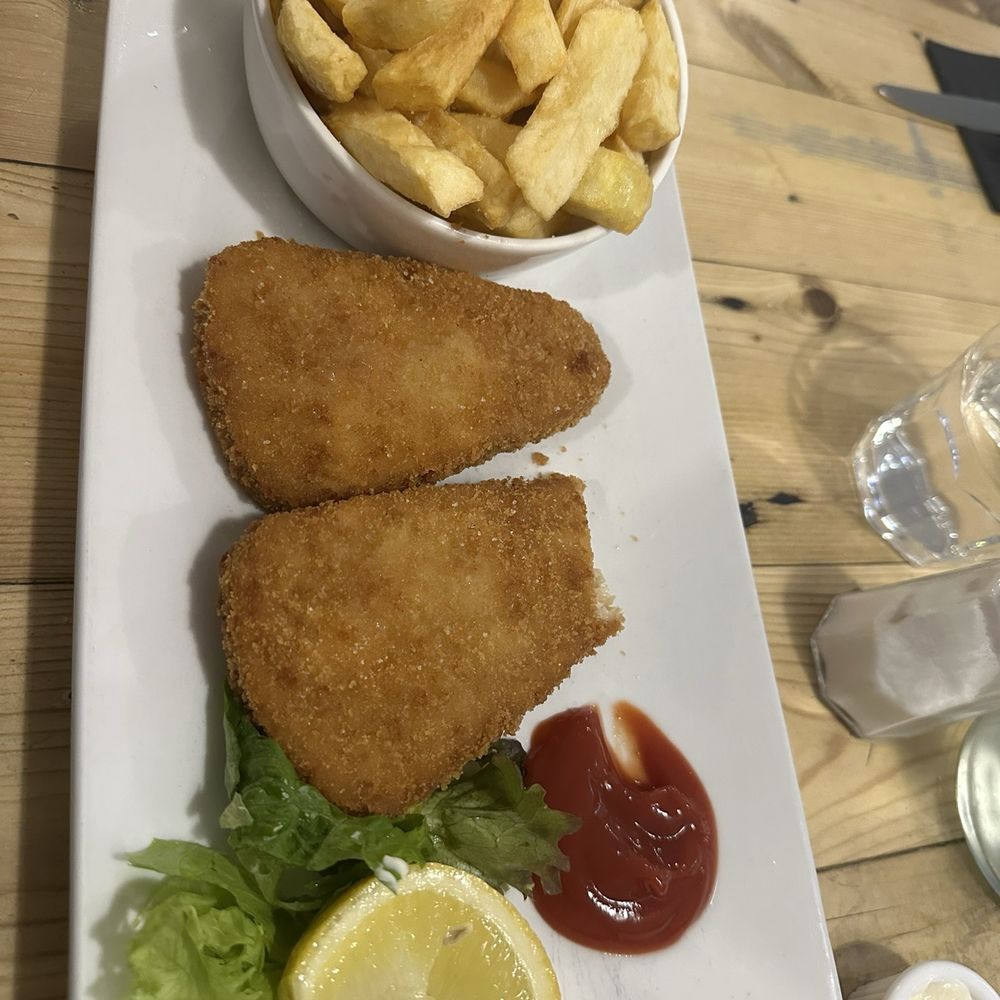 Hobson's Fish & Chips - vegan fish and chips - British Near Me - London, XGL