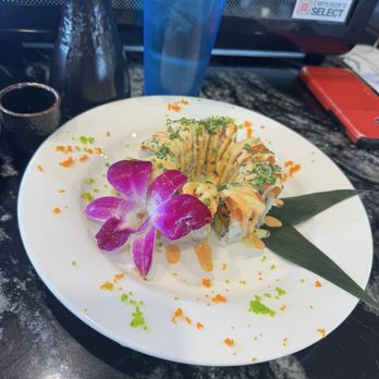 Umami Sushi Bar & Pho - Sushi Bars Near Me - Aurora, Colorado Umami Sushi Bar & Pho - Sushi Bars Near Me - Aurora, Colorado