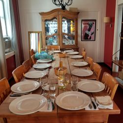 Cook Au Vin - Table setting for group meal