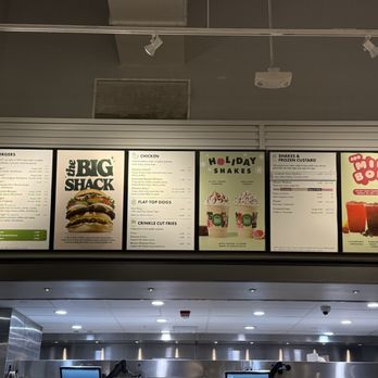 Shake Shack Bellevue Square - Burgers Near Me - Bellevue, Washington Shake Shack Bellevue Square - Burgers Near Me - Bellevue, Washington