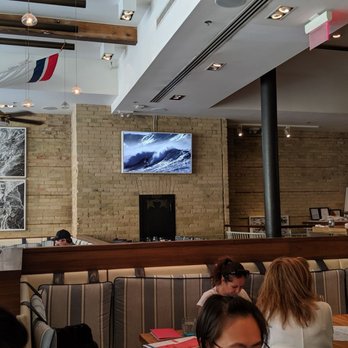 The Chase - Dining area - Seafood Near Me - Toronto, Ontario