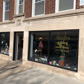 Maestro Tailor - Front of store off Damen - Men's Clothing Near Me - Chicago, Illinois Maestro Tailor - Front of store off Damen - Men's Clothing Near Me - Chicago, Illinois