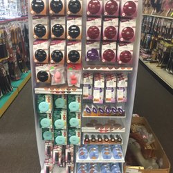 Hair Gold Beauty Supply - Kiss Cosmetics