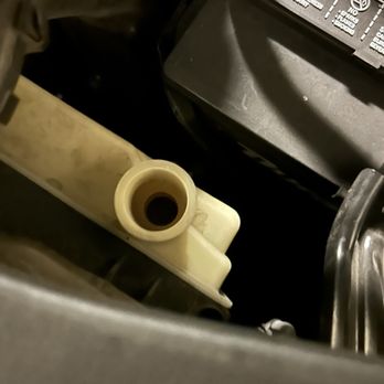 Sun Auto Service - Empty coolant and missing reservoir cap. - Auto Repair Near Me - Henderson, Nevada Sun Auto Service - Empty coolant and missing reservoir cap. - Auto Repair Near Me - Henderson, Nevada