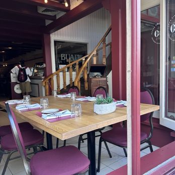 LE CAFÉ BUADE - Cafes Near Me - Quebec City, Quebec LE CAFÉ BUADE - Cafes Near Me - Quebec City, Quebec
