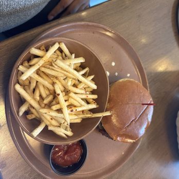 Veracruz Restaurant - Queso burger and fries - Caribbean Near Me - Baton Rouge, Louisiana Veracruz Restaurant - Queso burger and fries - Caribbean Near Me - Baton Rouge, Louisiana