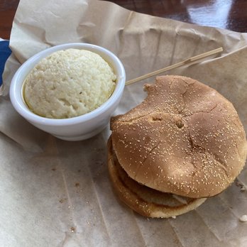 Captains Quarters Riverside Grille - My scraped burger and the best Cheddar Grits ever - Seafood Near Me - Prospect, Kentucky